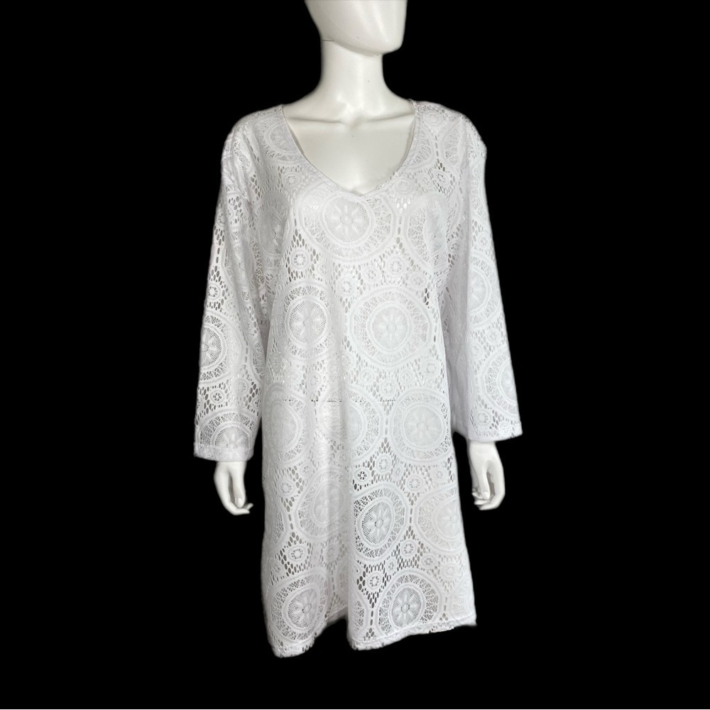 Portocruz Lace Crochet White Swim Cover